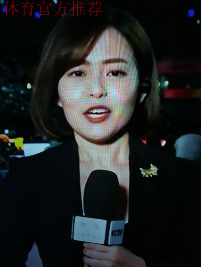 李纯纯:2025年中国体操队在不断校准中找到前进的方向 李纯纯:2025年中国体操队在不断校准中找到前进的方向